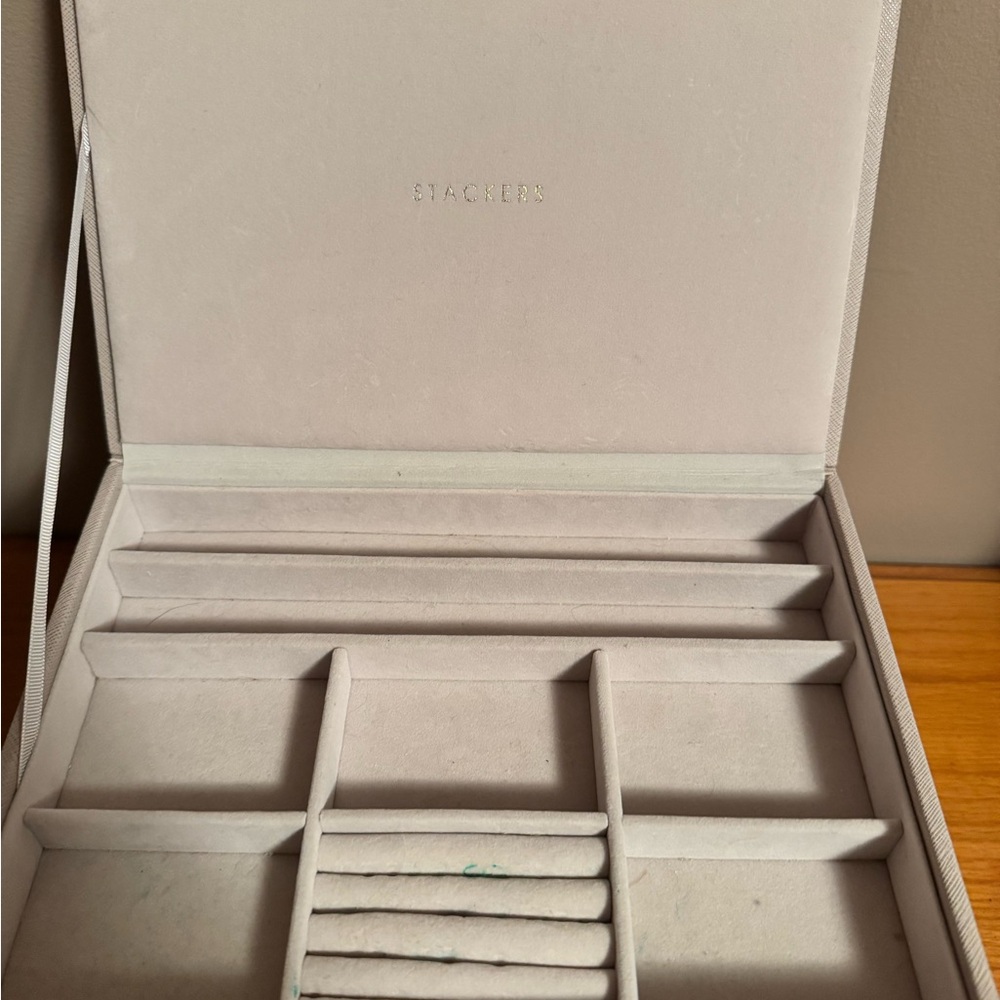 Stackers Taupe Jewelry Box - Picture 3 of 7